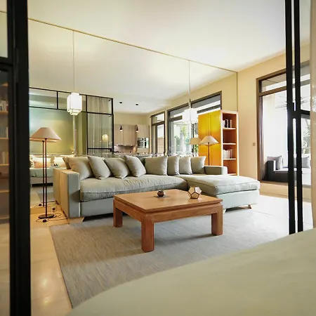 Gray D'albion Yourhosthelper Apartment *