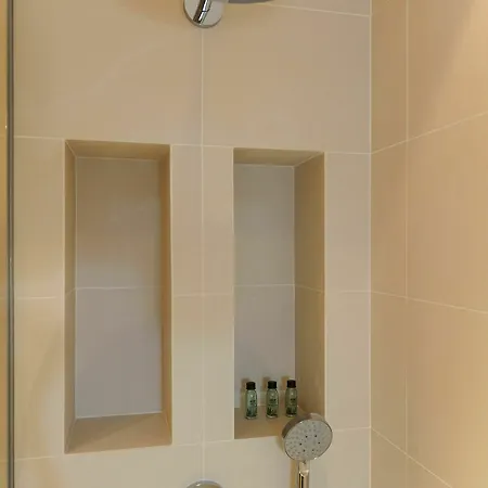 Gray D'albion Yourhosthelper Apartment Cannes